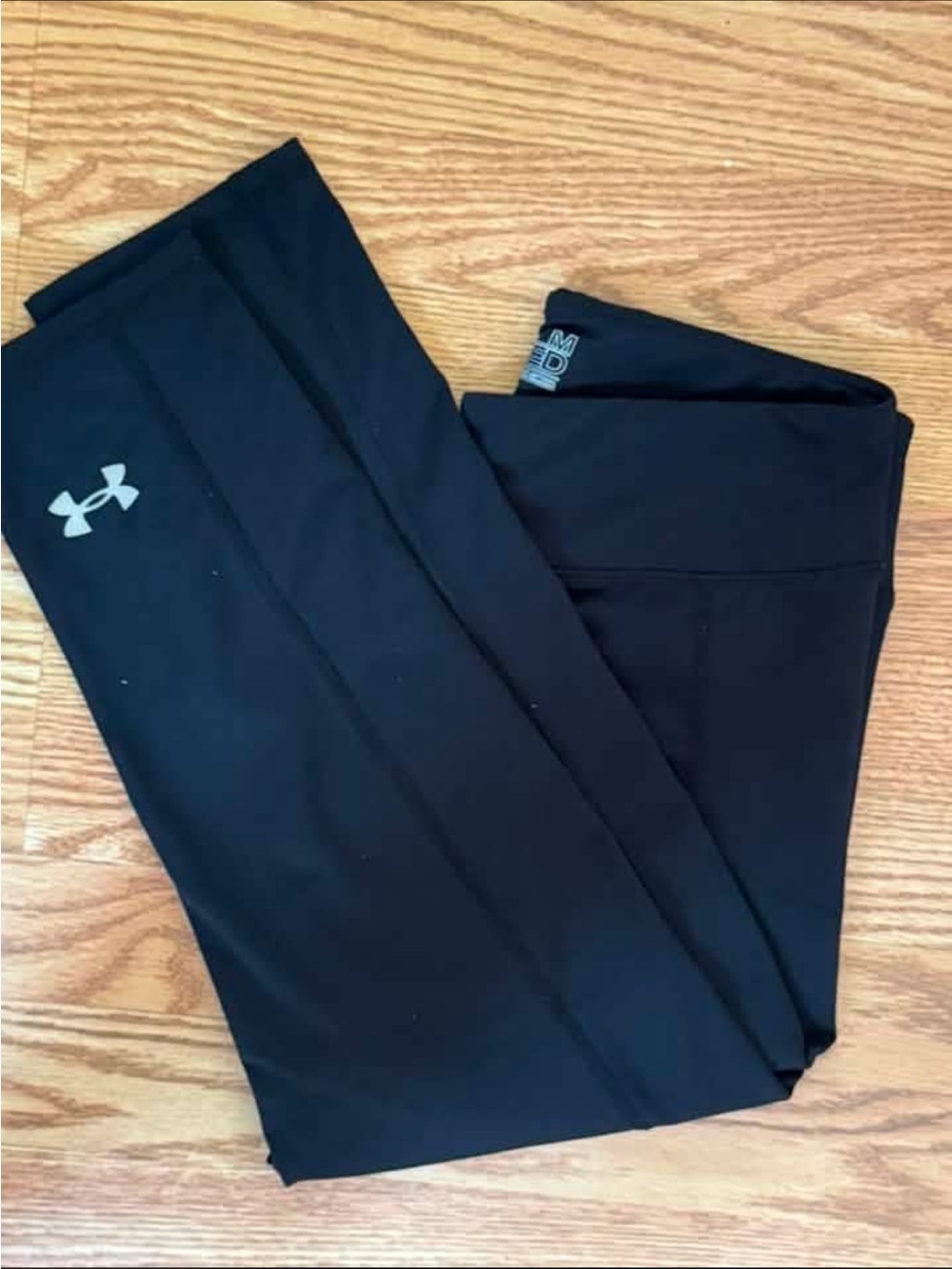 Under Armour Black Fitted Compression Capris with Logo